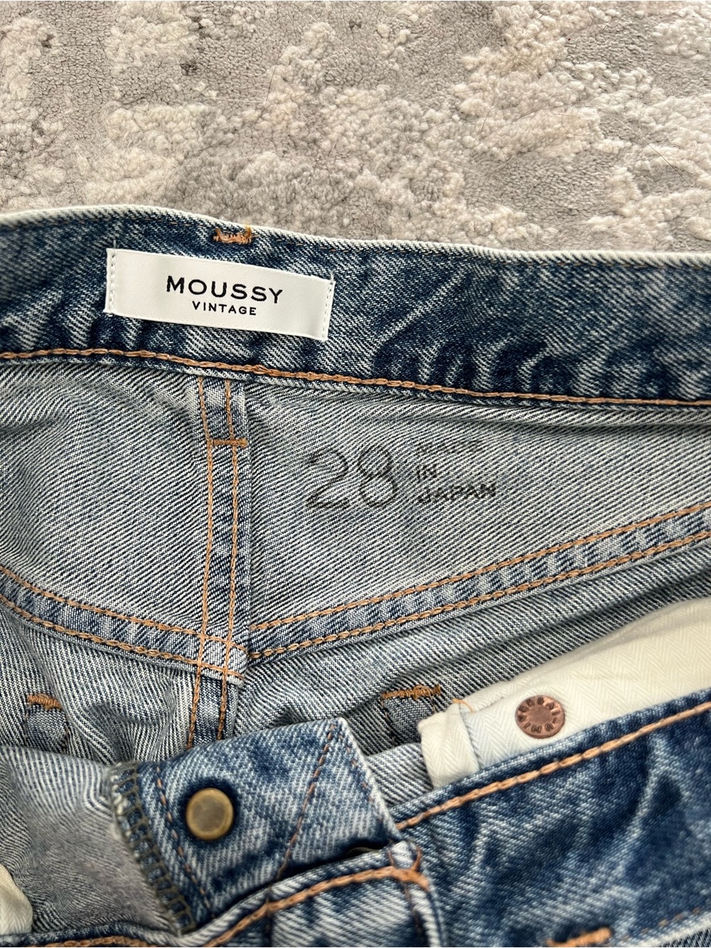 Taking down in 2 days! NWOT Moussy vintage size 28 shorts - Picture 3 of 4